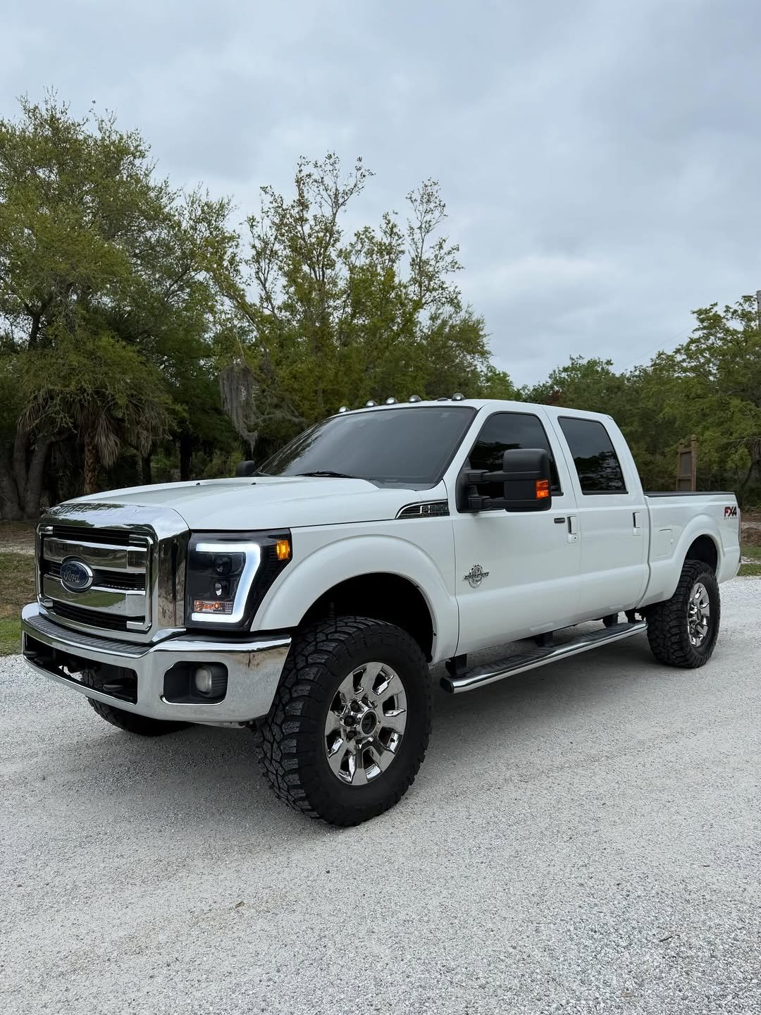 2014 Ford F-250 Super Duty Lariat 4x4 – 6.7L Powerstroke Diesel – Crew Cab – Lifted – $13,500 Featuring the powerful Ford F-250 Super Duty. - Image 18