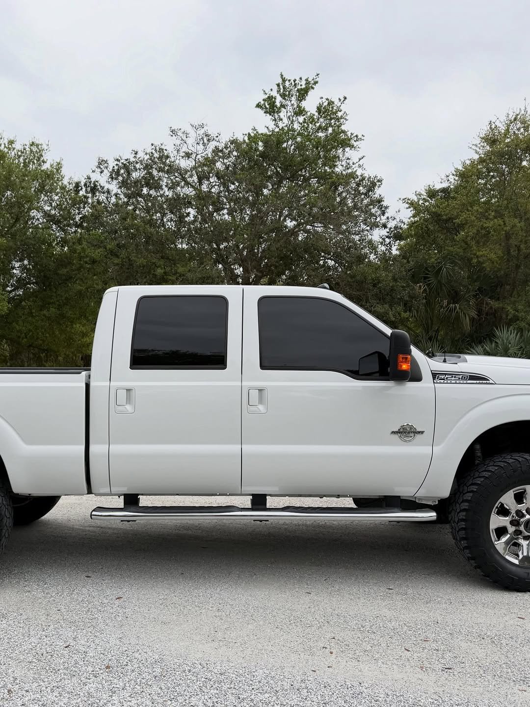 2014 Ford F-250 Super Duty Lariat 4x4 – 6.7L Powerstroke Diesel – Crew Cab – Lifted – $13,500 Featuring the powerful Ford F-250 Super Duty. - Image 15