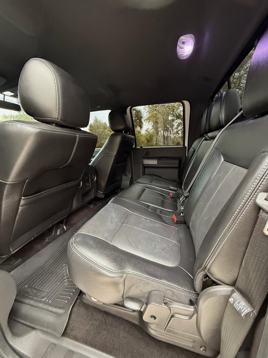2014 Ford F-250 Super Duty Lariat 4x4 – 6.7L Powerstroke Diesel – Crew Cab – Lifted – $13,500 Featuring the powerful Ford F-250 Super Duty. - Image 8