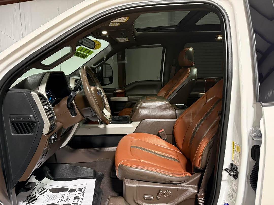 2019 Ford F-450 King Ranch Crew Cab 4x4 – 6.7L Powerstroke Diesel – Ultimate Package – Western Hauler Bed Featuring the premium Ford F-450 Super Duty. - Image 3